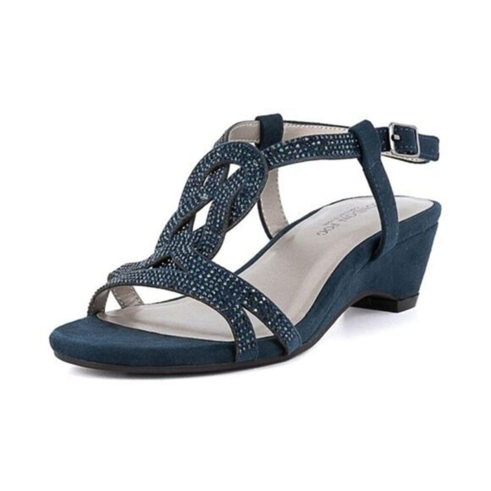 London fog Women’s Sandals Size 6 NEW # Box 359